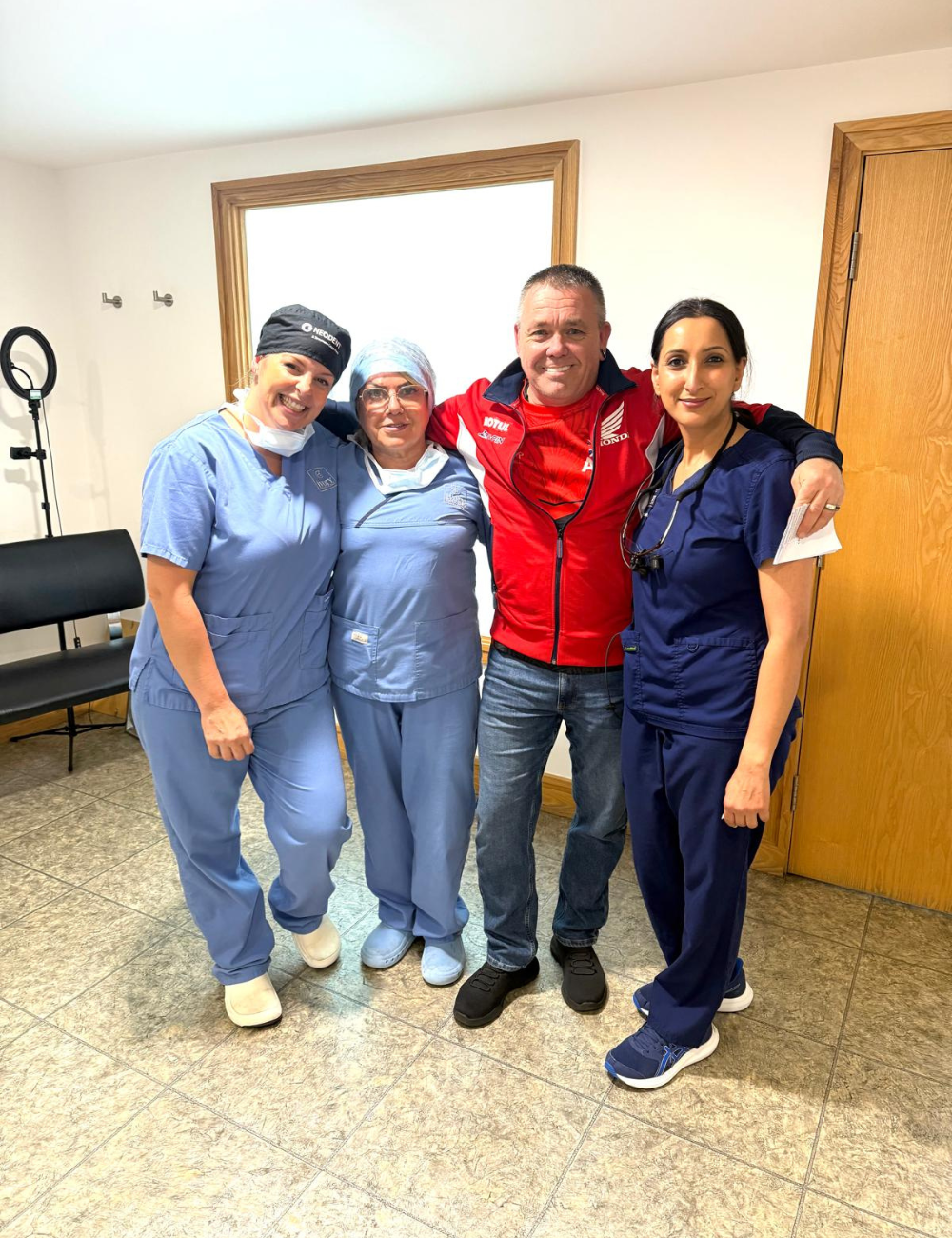 Dr Monika - team & patient after surgery